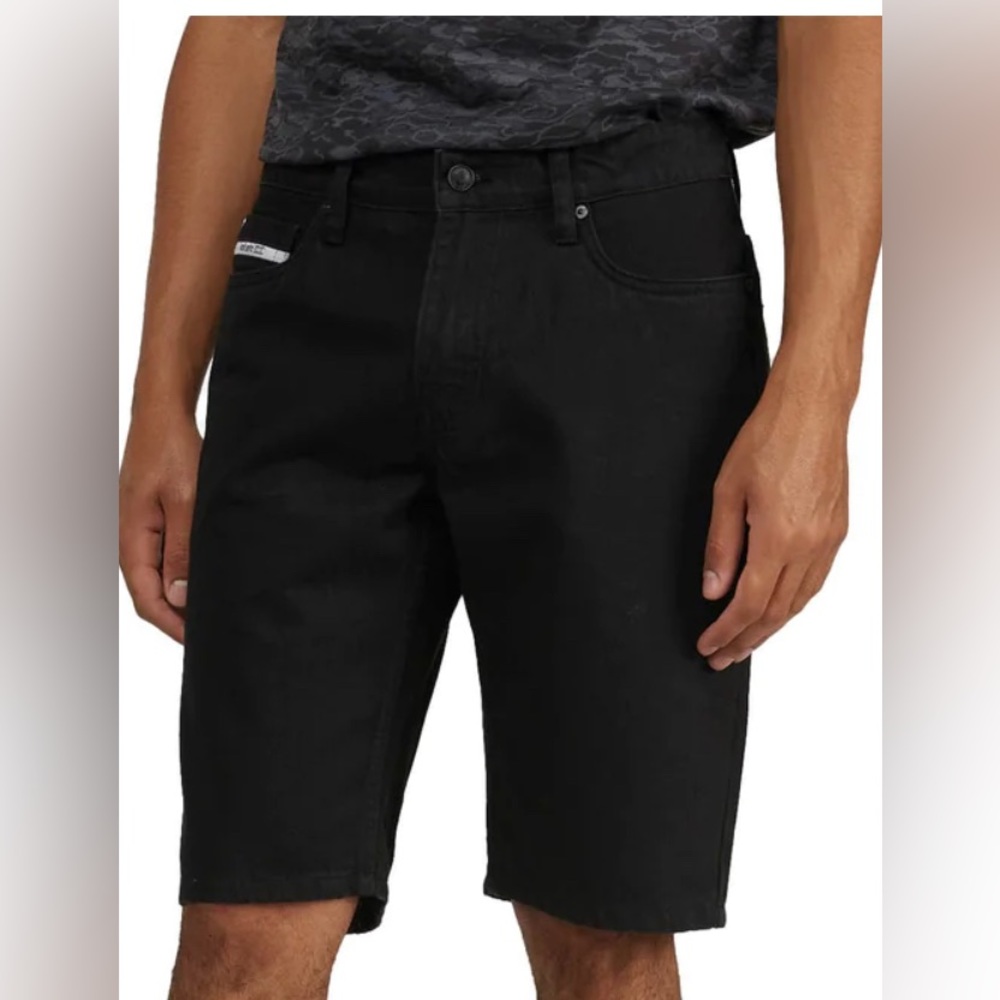 Mens echo unltd. shorts, brand new with tag